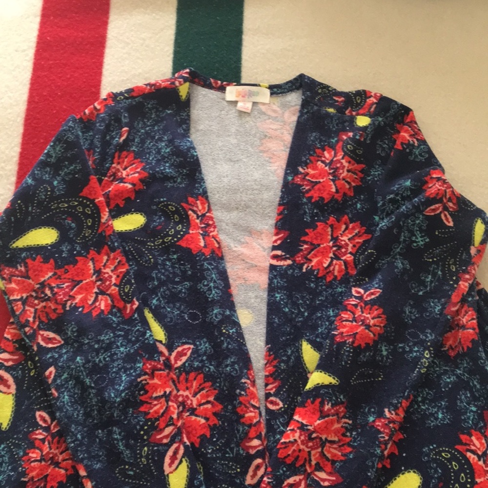 Lularoe Sarah size small
